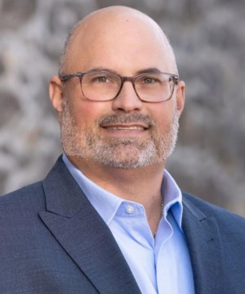 Paul J DeDora